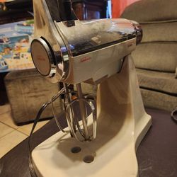 Vintage Sunbeam Electric Mixer