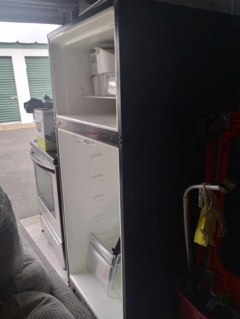 Frigidaire Fridge Stainless Steel