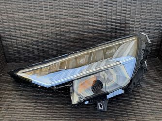 2018 2019 2020 2021 2022 AUDI Q8 LEFT DRIVER  SIDE LED MATRIX HEADLIGHT OEM