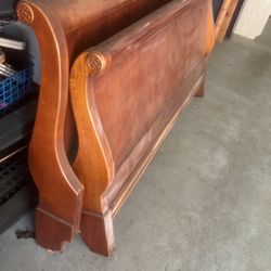 Queen Sleigh Bed Solid Wood