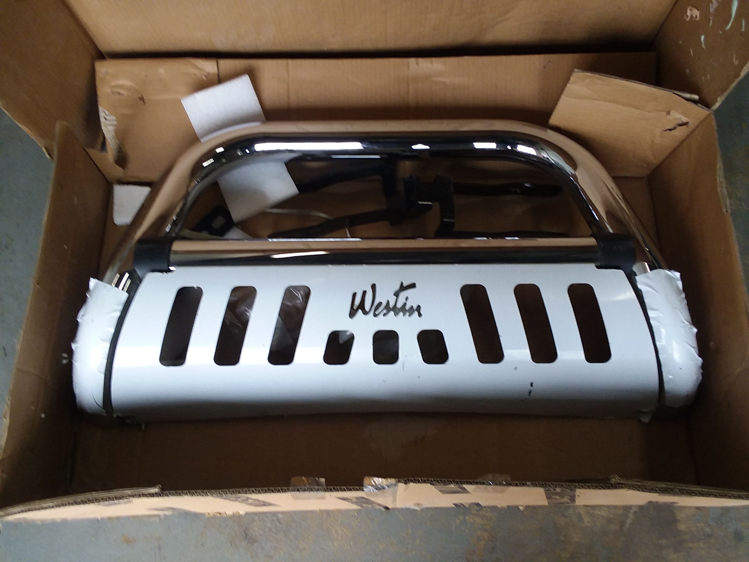 New Westin stainless steel Bull Bar