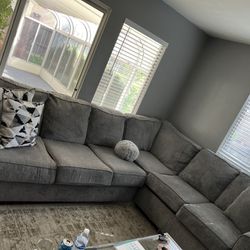 sectional Grey. Barely Used 