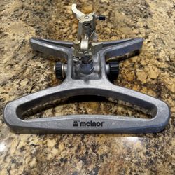 Melnor XT Metal Pulsating Lawn Sprinkler