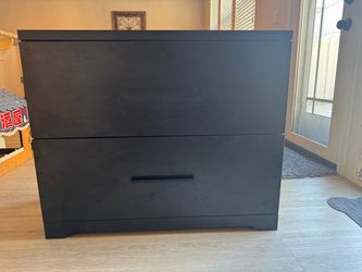 File cabinet
