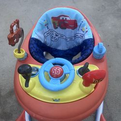 Lightning McQueen Walker Disney 