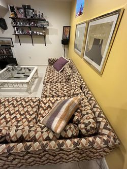 8ft sectional multicolor/geometric