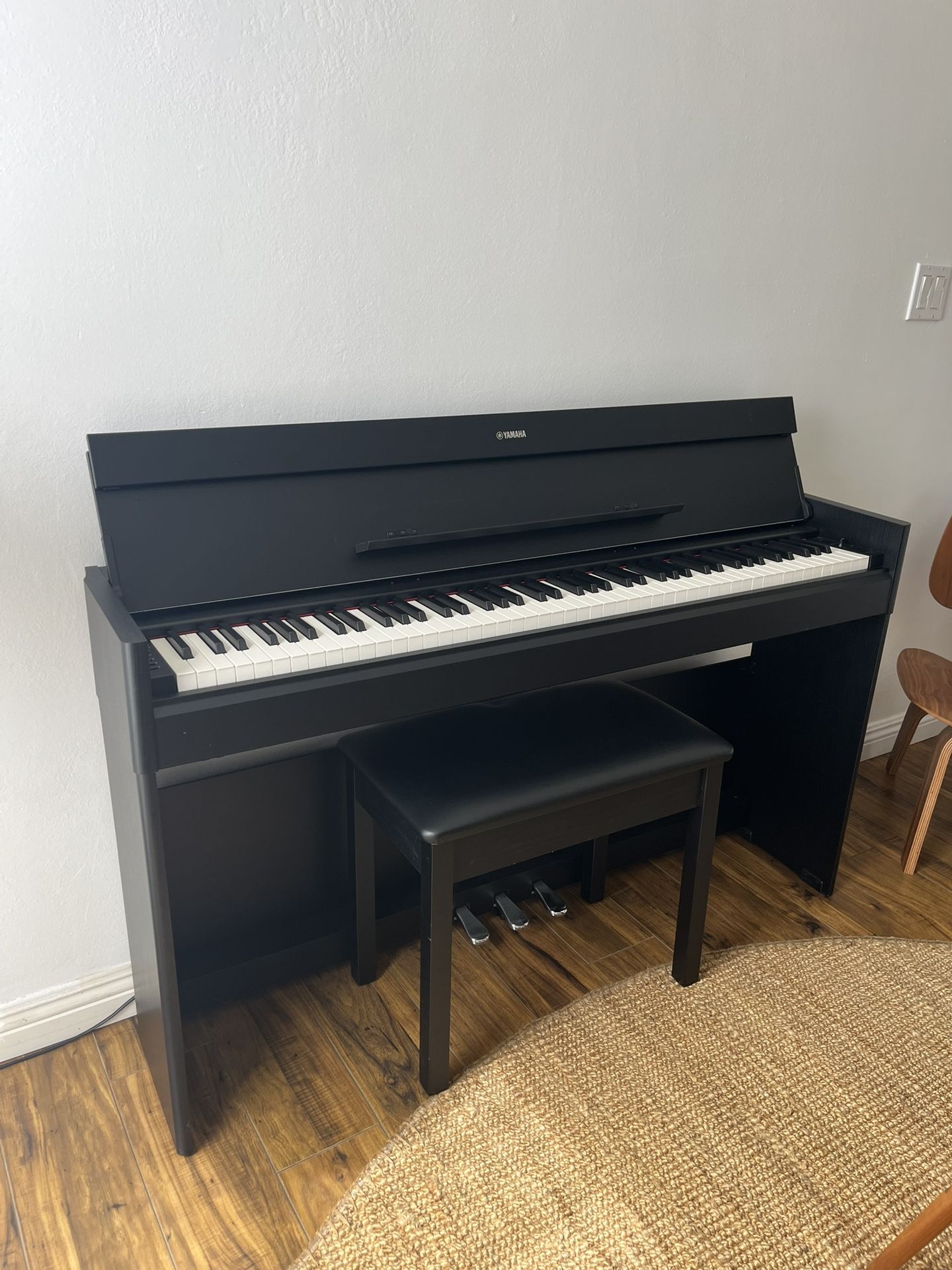 Yamaha Arius Digital Piano