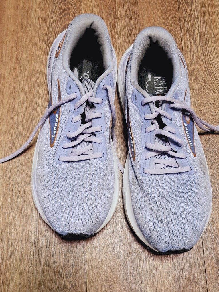 LIGHT PURPLE Brooks GLYCERINE SIZE 10