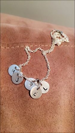 initial necklaces