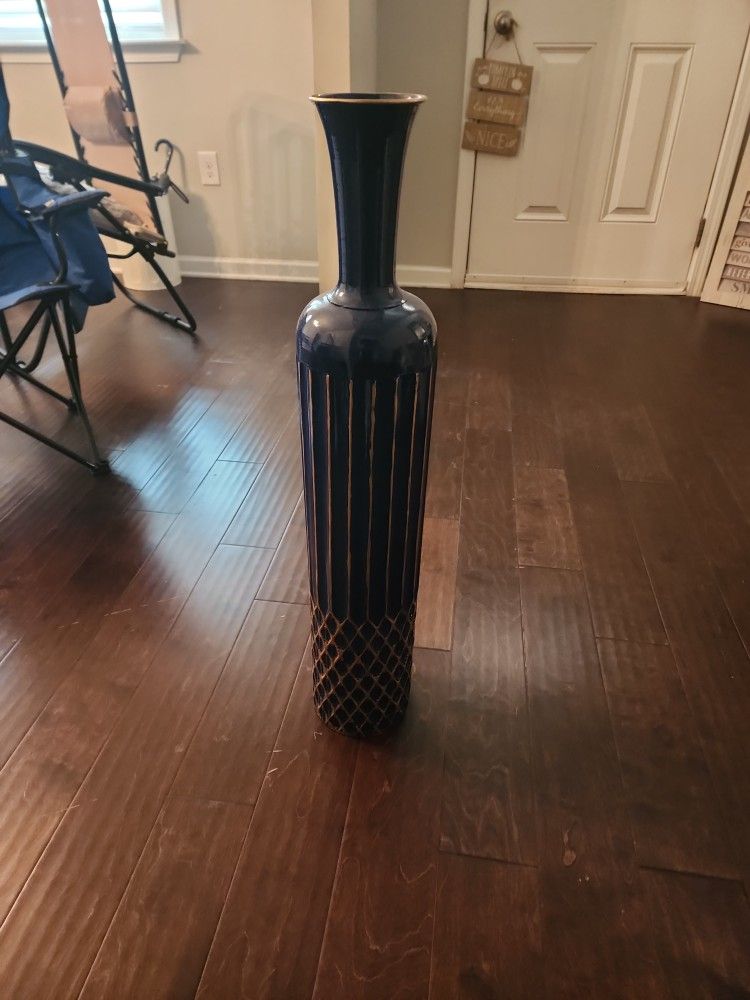 2 Blue And Gold Vases 