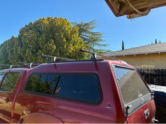 LEER Camper for Toyota Tacoma V6 SR5 2005