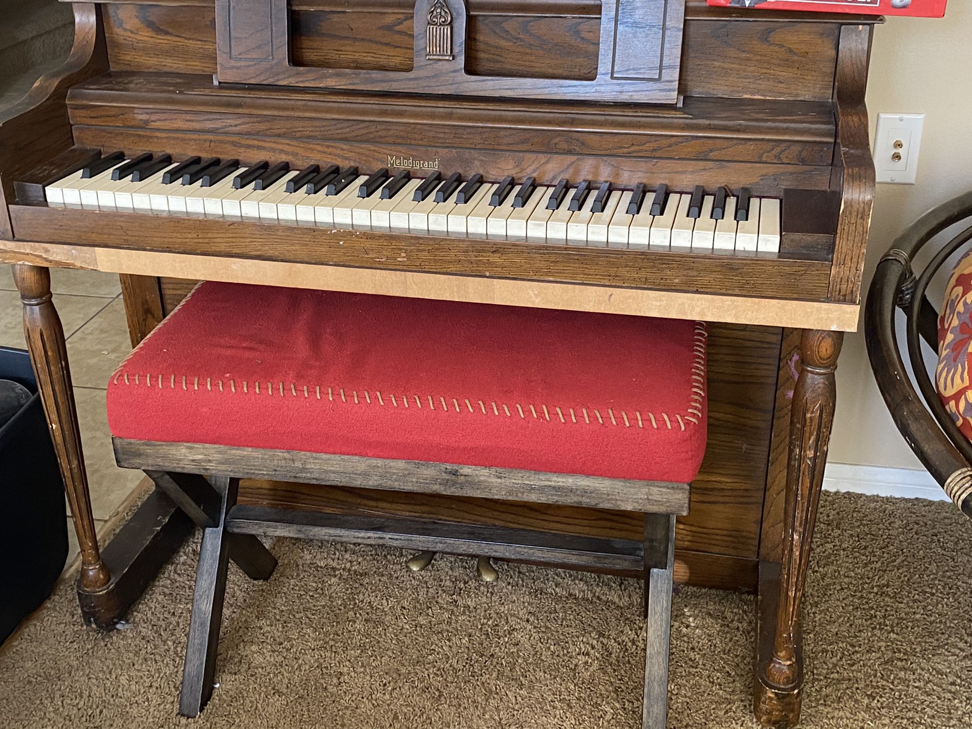 Mini piano with bench