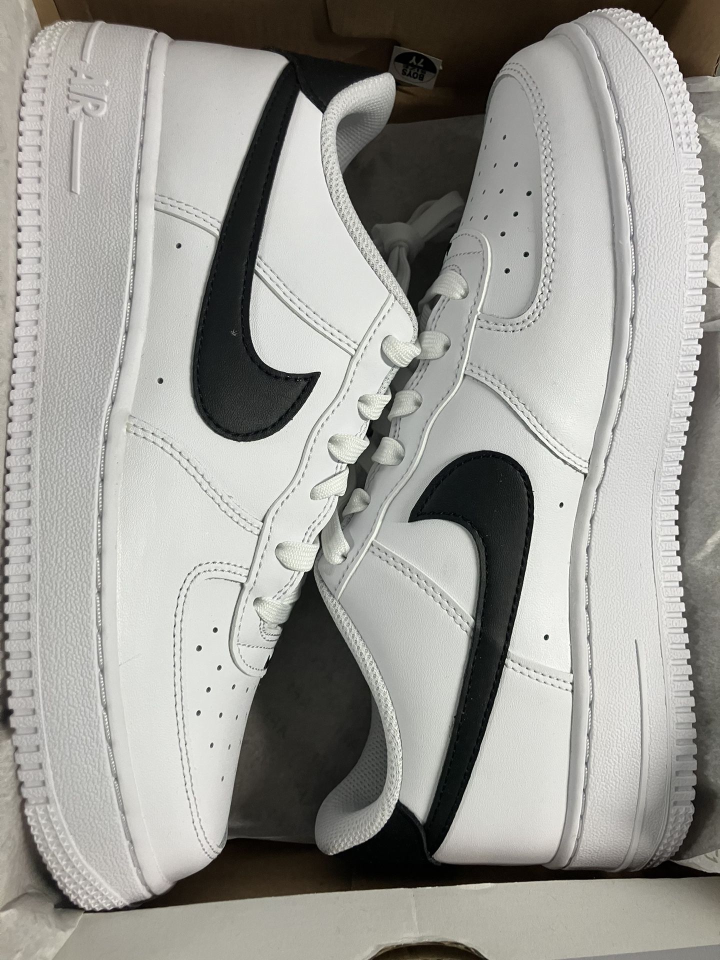 Kids Nike Air Force Ones 