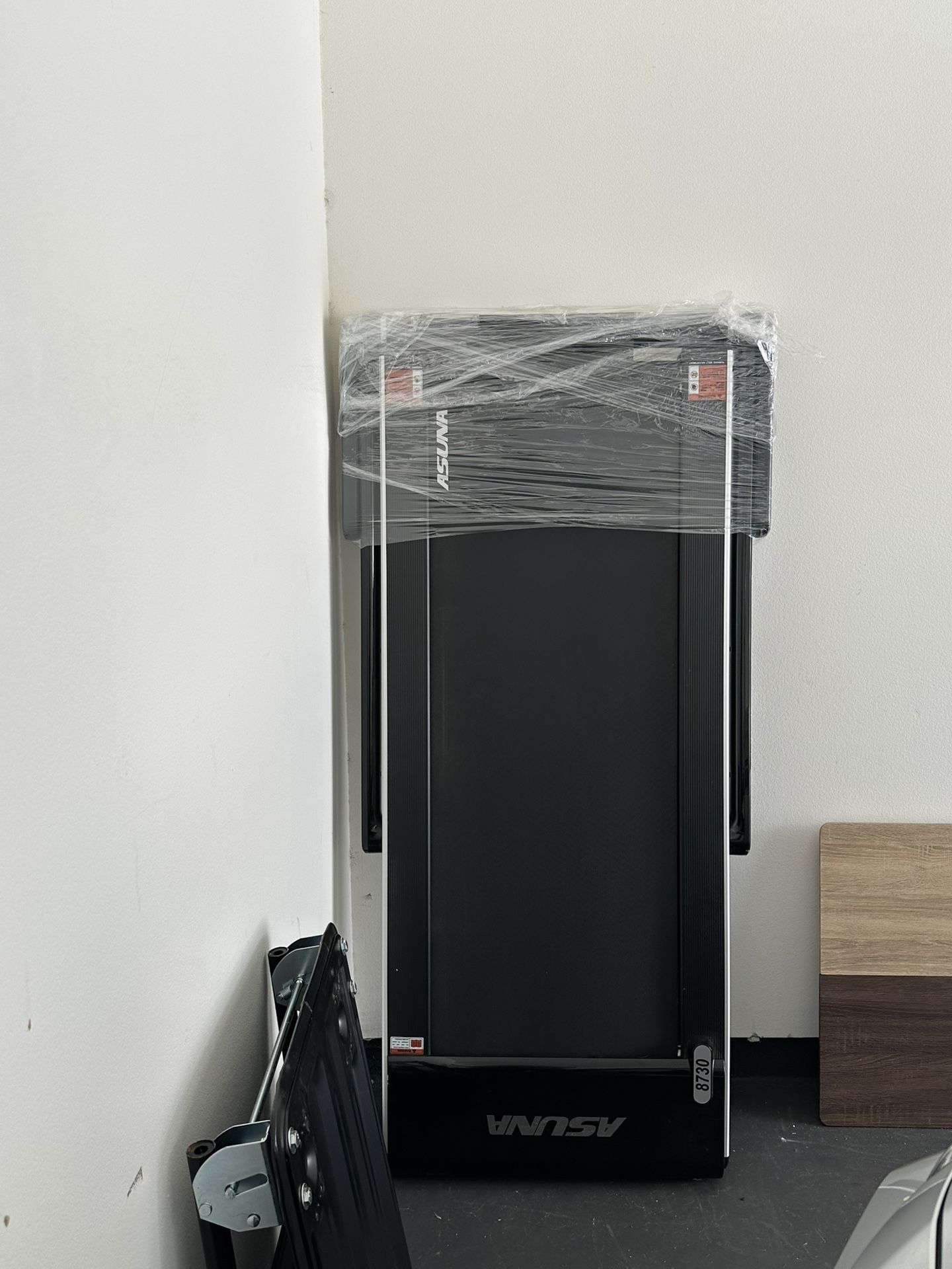 Asuna 8730 Foldable Treadmill