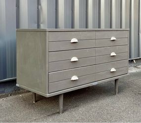 Gray Mid Century Modern Dresser FREE DELIVERY 🚚 TAMPA & SURROUNDINGS