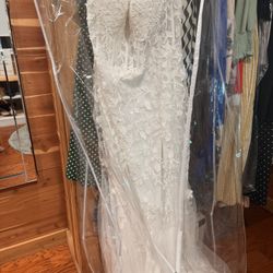 Wedding Dress Never Worn 