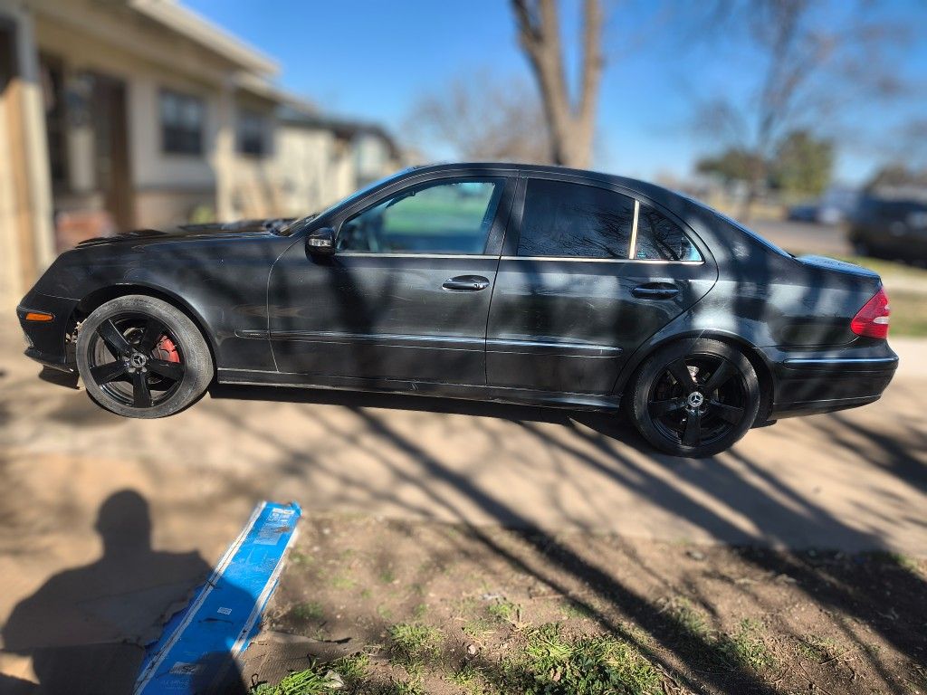 2003 Mercedes-Benz E-Class