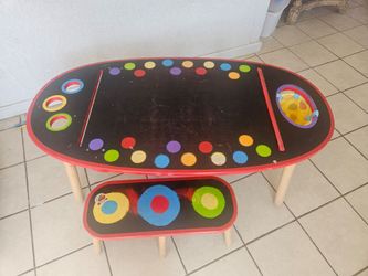Kids super table with chair