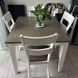 Dining table With Bench 