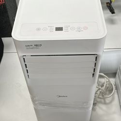 Midea w/ remote 8500 btu (739) 