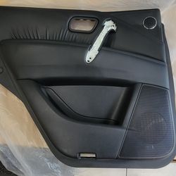 2015 to 2021 Nissan Armada/ Infiniti ( Rear Door Trim Panel)