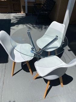 Dinning table