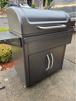 Traeger silverton xl smoker