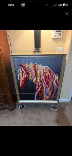 HORSE DRESSER