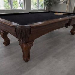 Immaculate Condition Pool Table 8’ (Free Delivery & Pro Setup) New Felt Any Color + All Accessories 