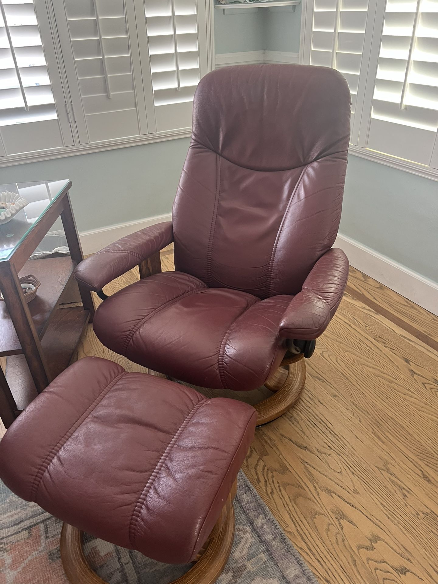 Stressless Small Leather Recliner
