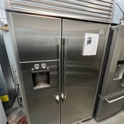 Kenmore Pro  Fridge Stainless Steel 48@