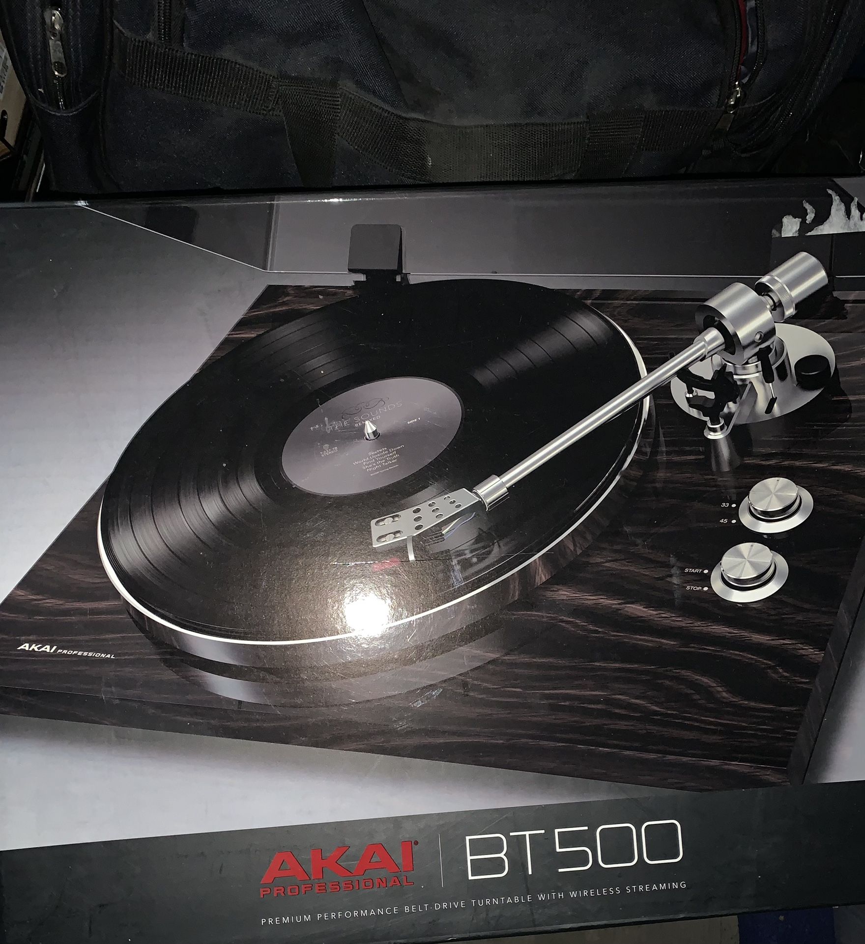New Akai BT500 Professional Turntable