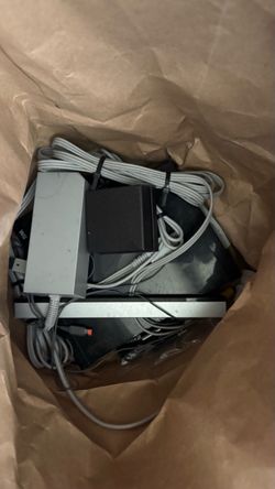 Nintendo Wii Console with Cables and Accessories