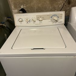 Vendo Lavadora Con Garatia  $270