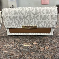 Michael Kors Small Clutch Purse 