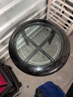 Corner table glass table