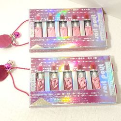 Paris Hilton Soft Pout Satin Creme Lipstick Lot of 2 5 PK New Sealed Box