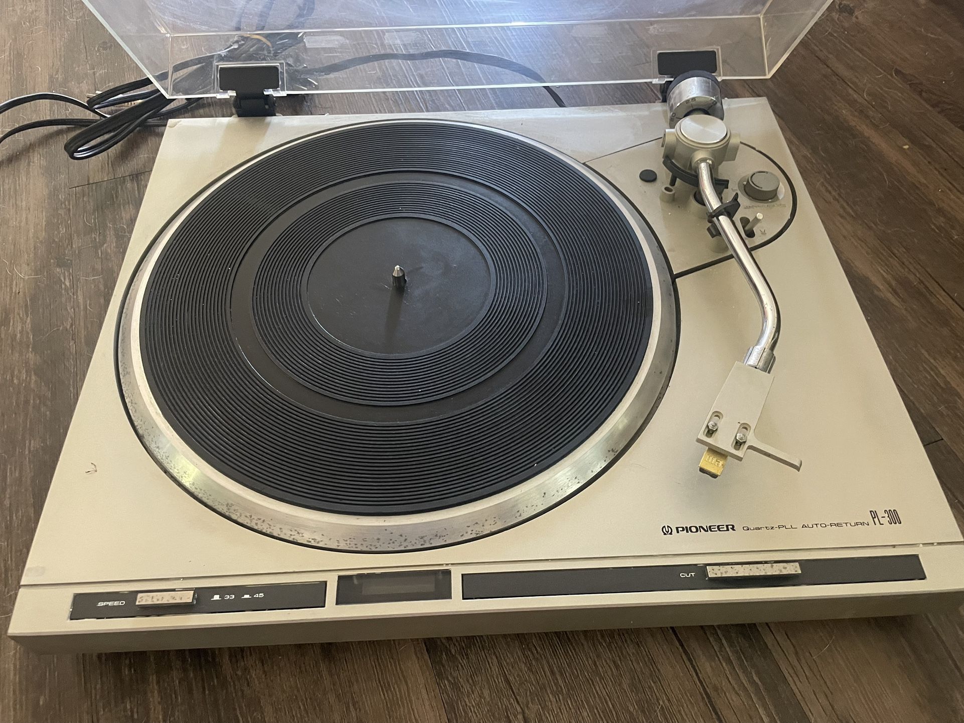 Pioneer Turntable