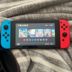 Nintendo Switch 