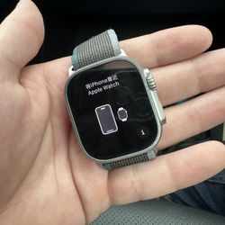 UNLOCKED Wifi + Cellular Apple Watch Ultra - 49mm