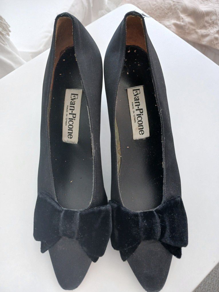 Evan-Picone Vintage Black  Evening Shoes Size 9