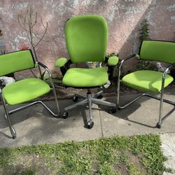 Steelcase Leap V2 Green Chair Bundle 