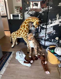 Safari Stuffed Animals