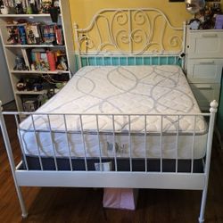 Full Size Bed