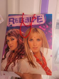 Rebelde gift bag