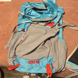 MountainSmith.  Zerk 40