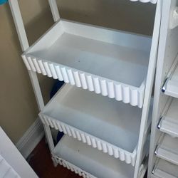 White Shelf 