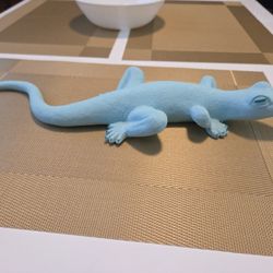 Vintage 1992 Oasis Ceramics Blue Lizard Wall Art