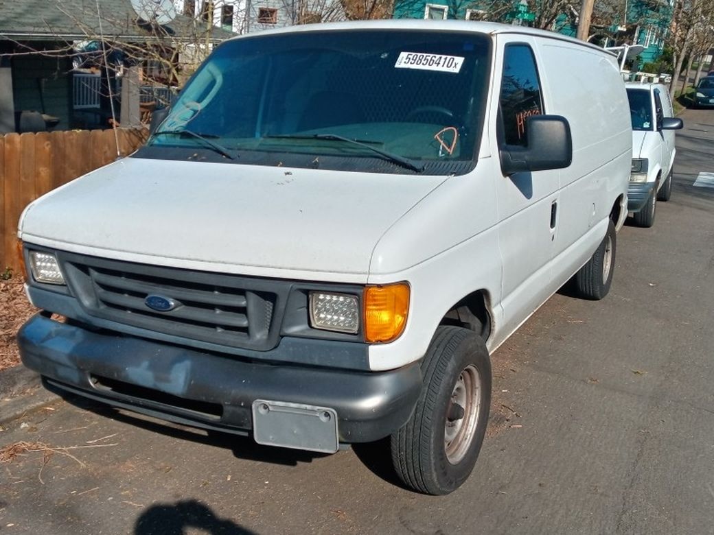 2003 Ford E-150