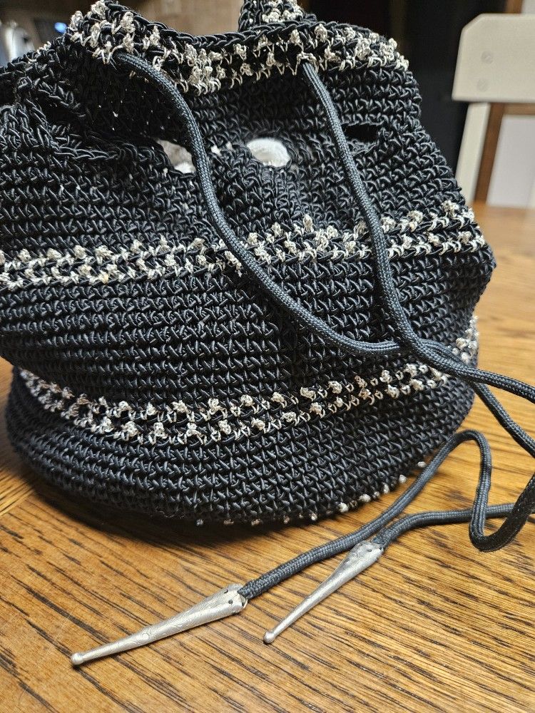Vintage 1930 Crocheted Drawstring Purse